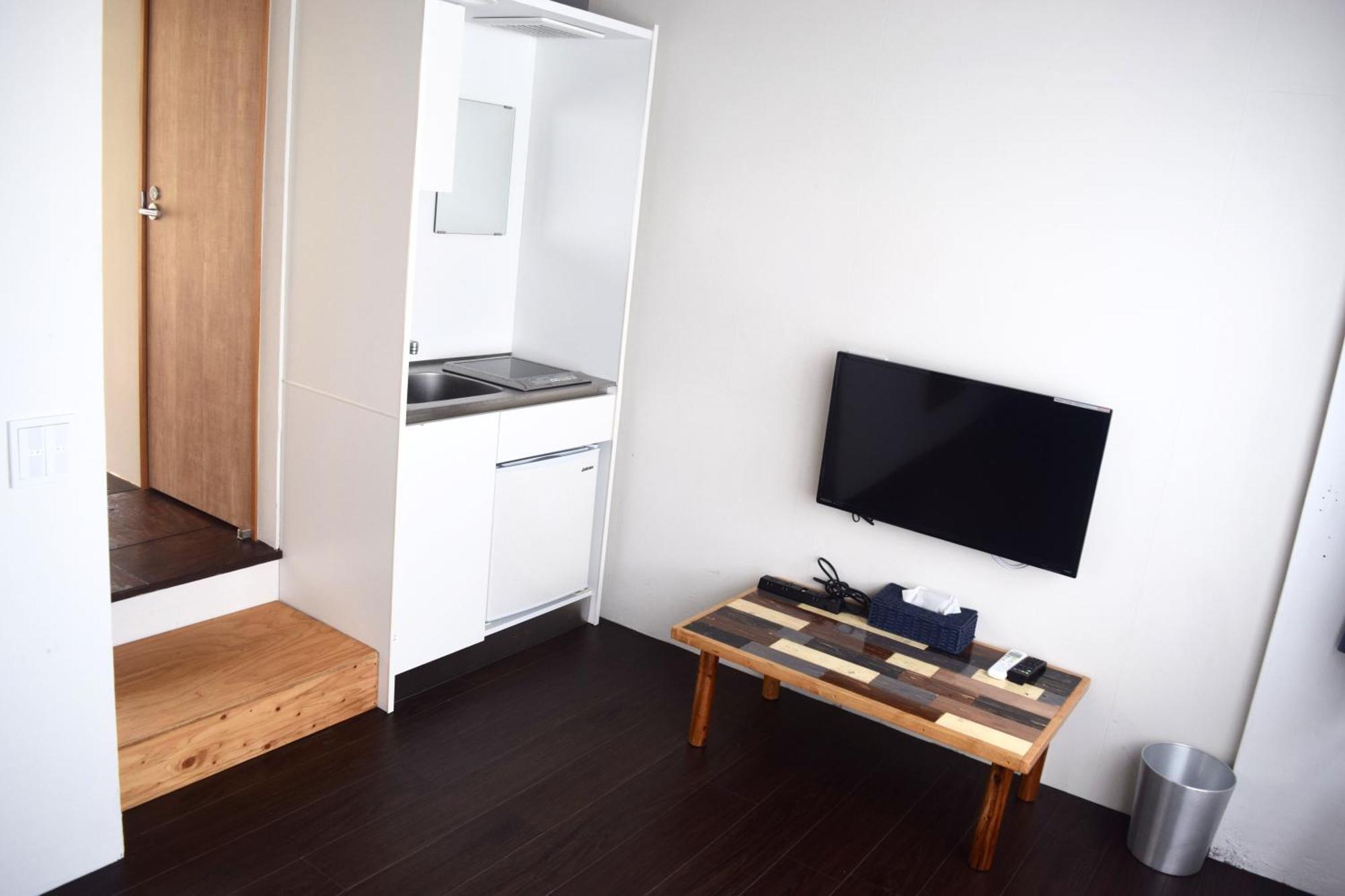 Guest House Golden Mile Hostel Amami Δωμάτιο φωτογραφία
